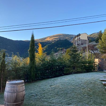Panoramic Xalet La Molina Con Vistas Excelentes Villa Luaran gambar