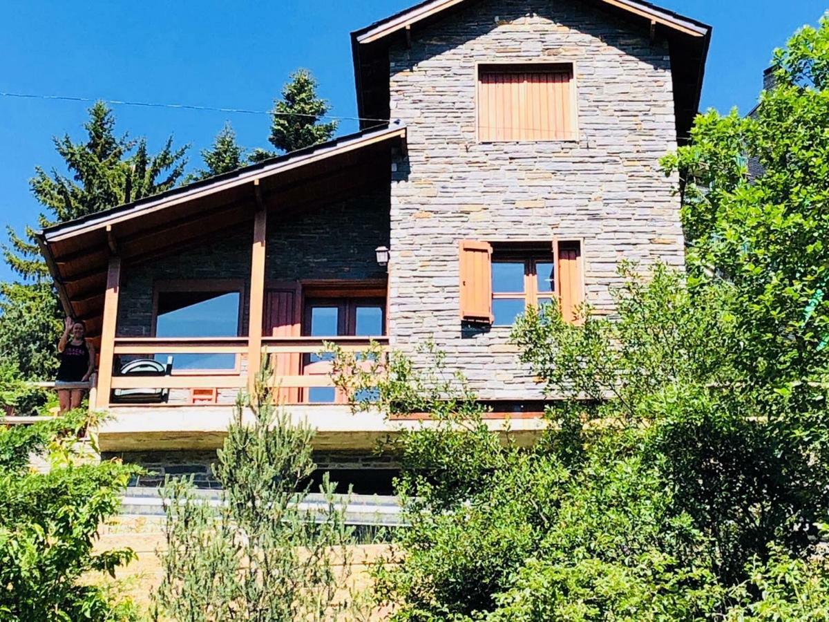 Panoramic Xalet La Molina Con Vistas Excelentes Villa Luaran gambar